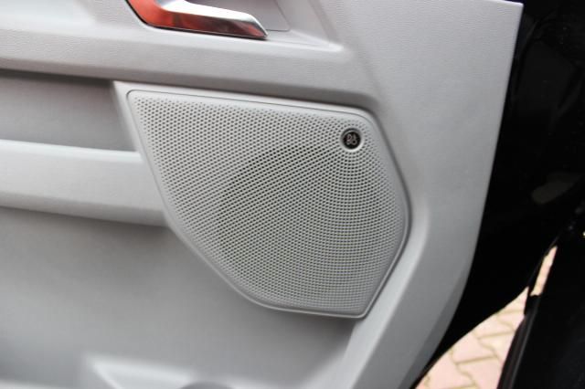 Ford Tourneo Custom 2025