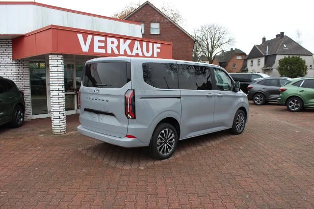 Ford Tourneo Custom 2025