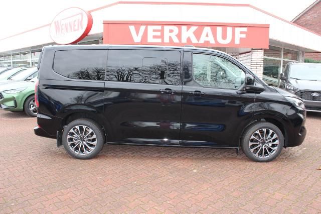 Ford Tourneo Custom 2025