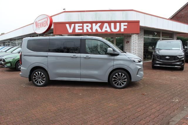 Ford Tourneo Custom 2025