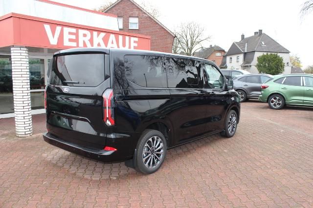 Ford Tourneo Custom 2025