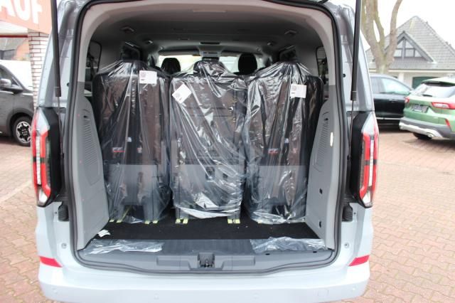 Ford Tourneo Custom 2025