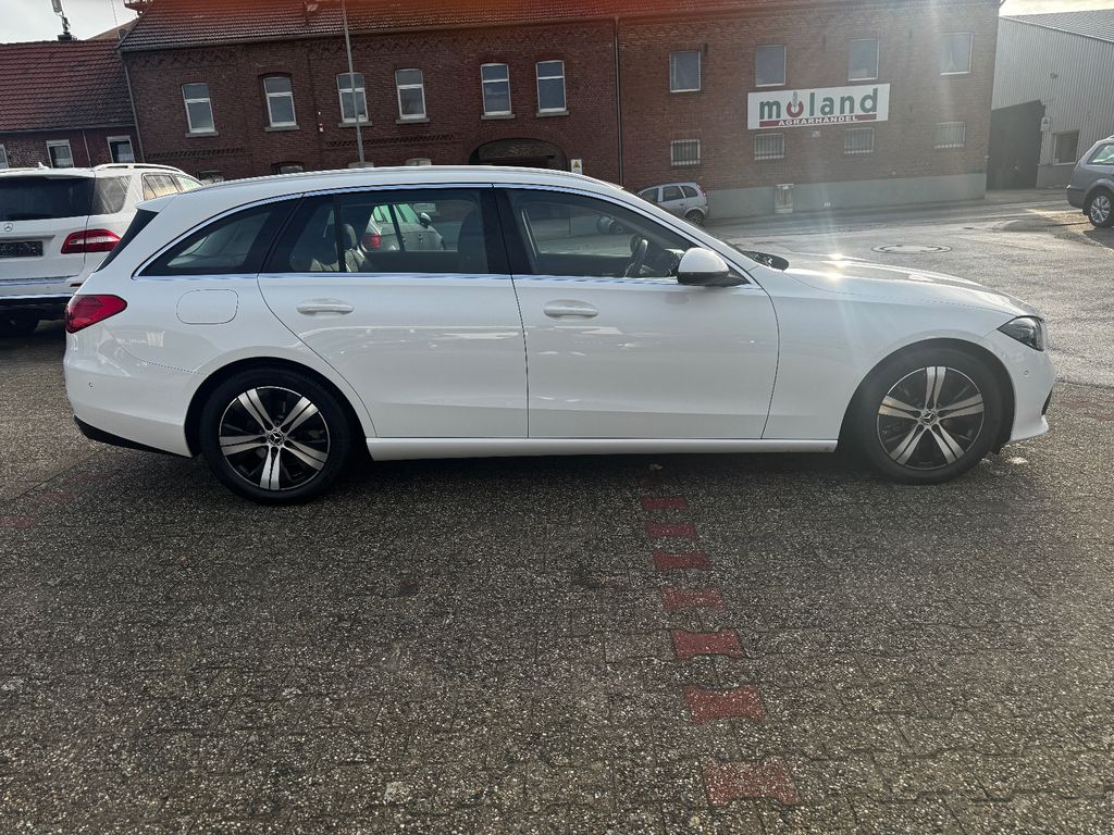 Mercedes-Benz C 200 2022