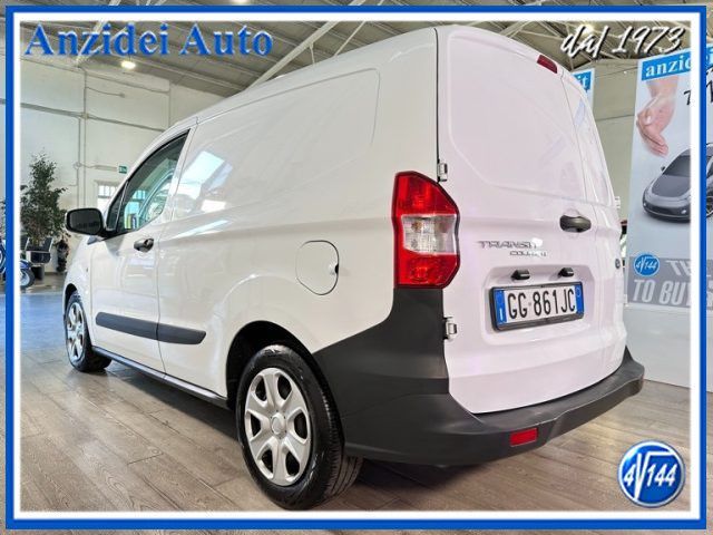 Ford Transit Courier 2021