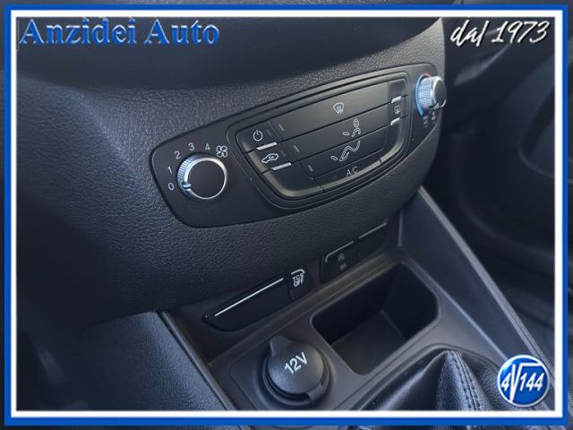Ford Transit Courier 2021