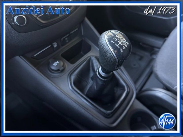 Ford Transit Courier 2021