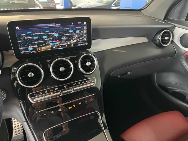 Mercedes-Benz GLC 300 2021