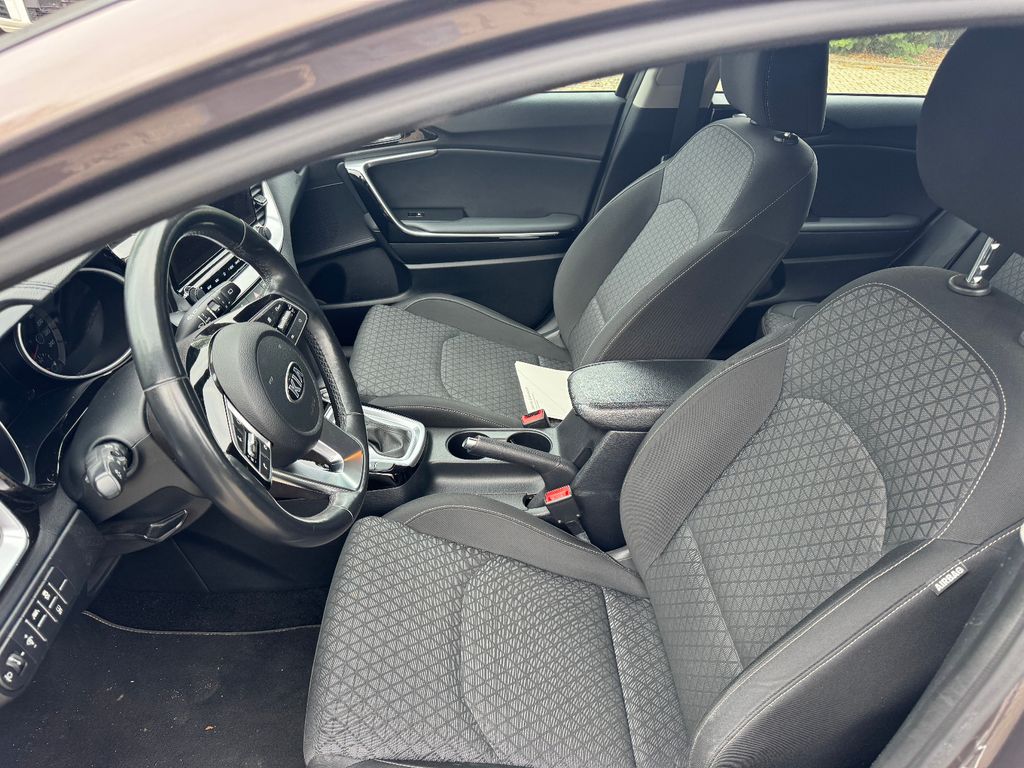 Kia cee'd / Ceed 2021