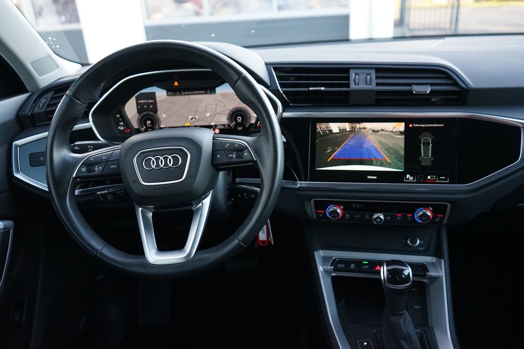 Audi Q3 2021