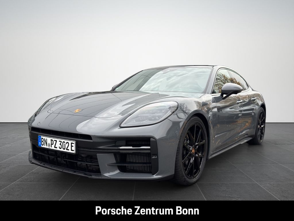 Porsche Panamera 2025