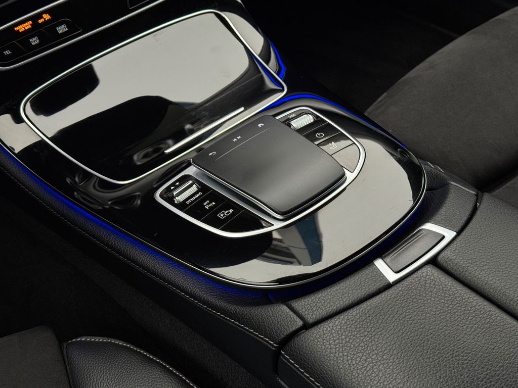 Mercedes-Benz E 300 2021