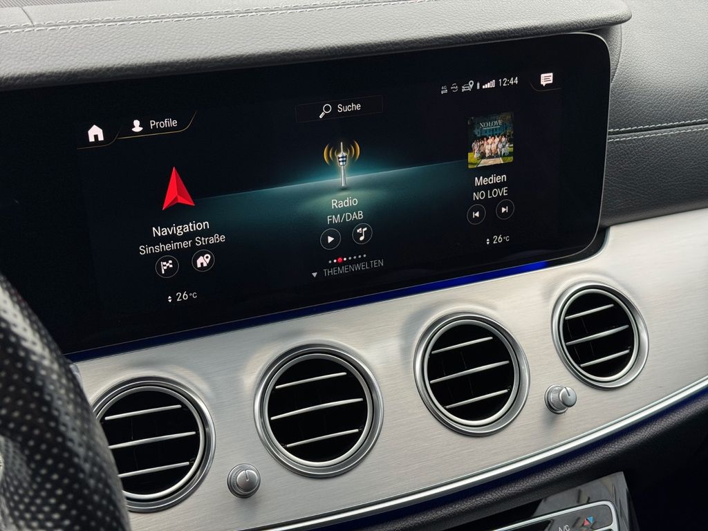 Mercedes-Benz E 300 2021