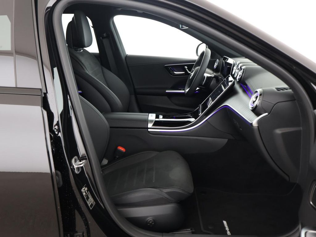 Mercedes-Benz C 220 2025