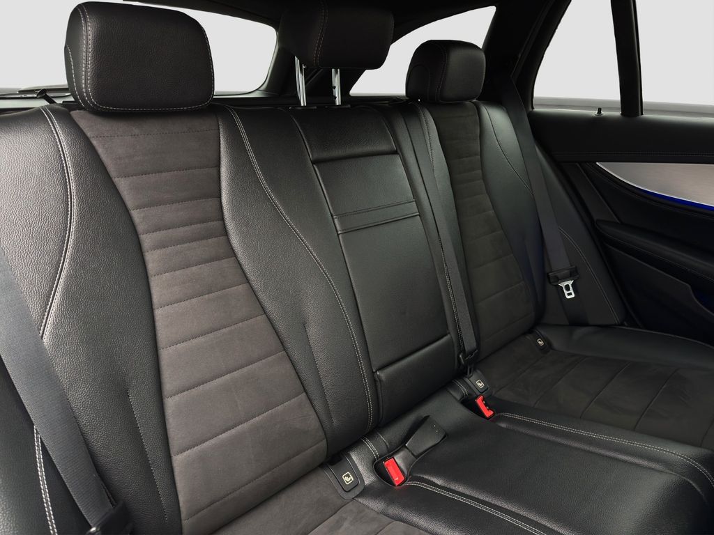 Mercedes-Benz E 300 2021