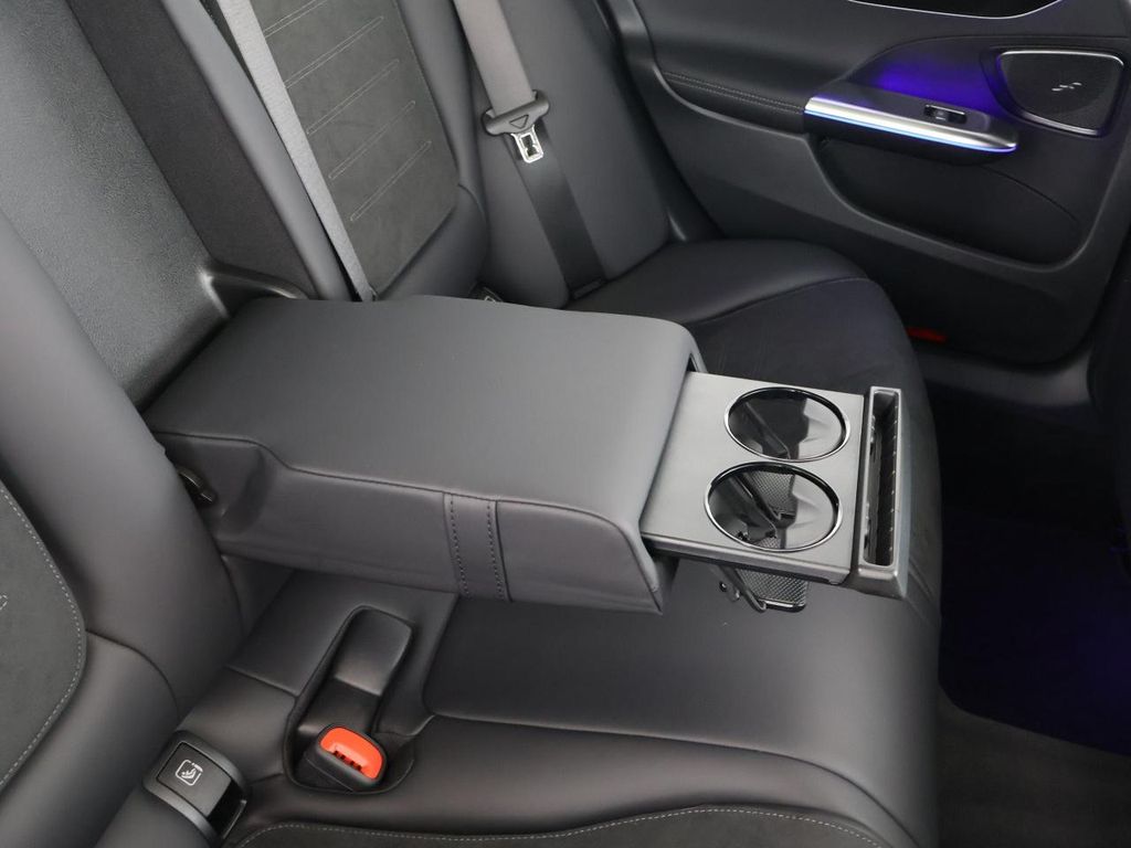 Mercedes-Benz C 220 2025