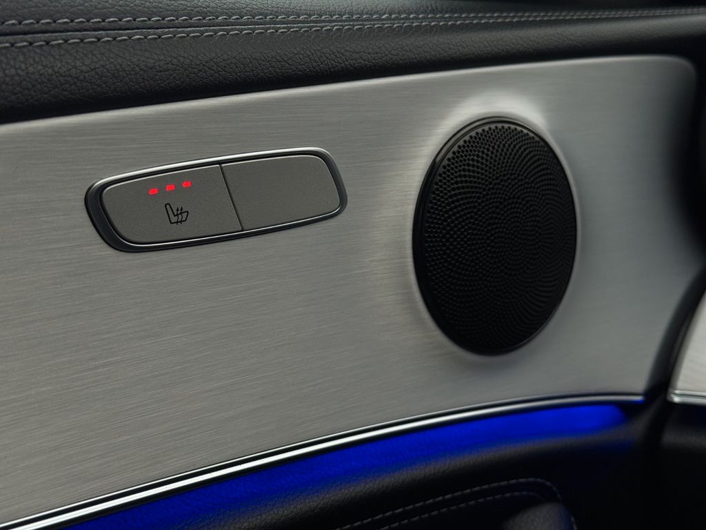 Mercedes-Benz E 300 2021