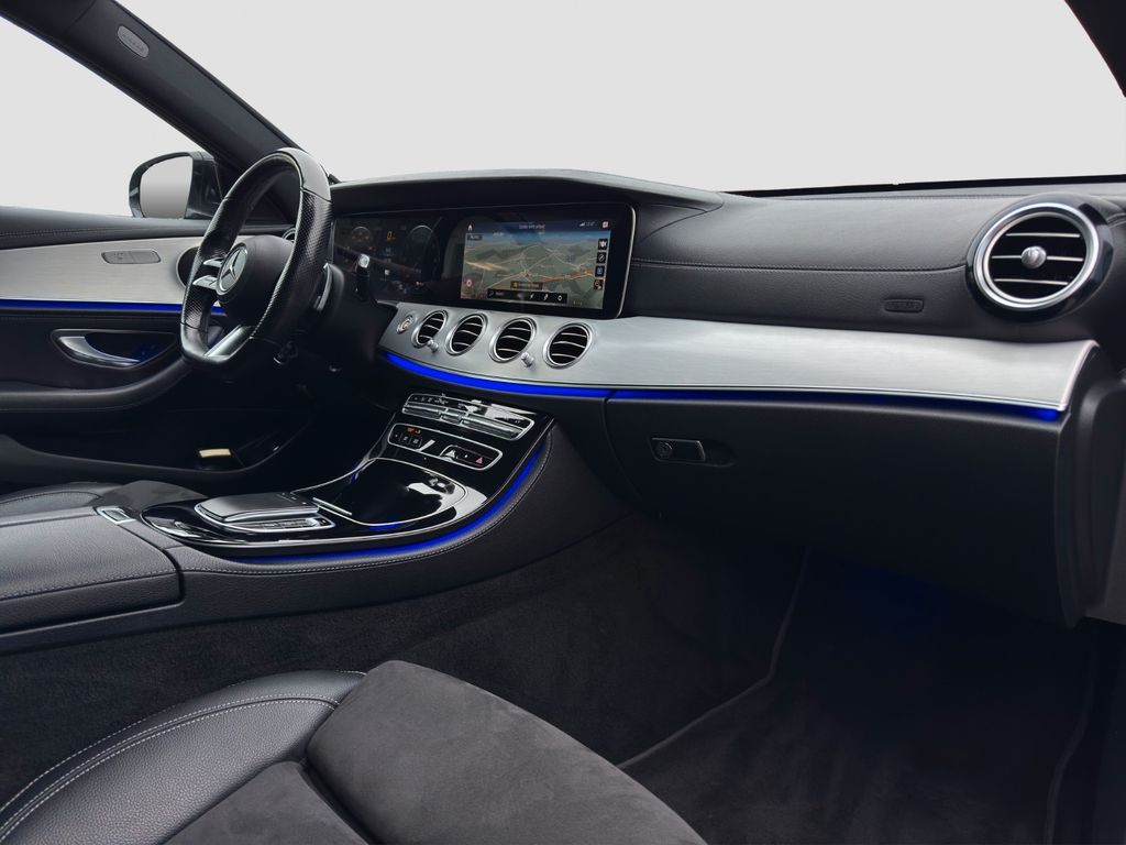 Mercedes-Benz E 300 2021