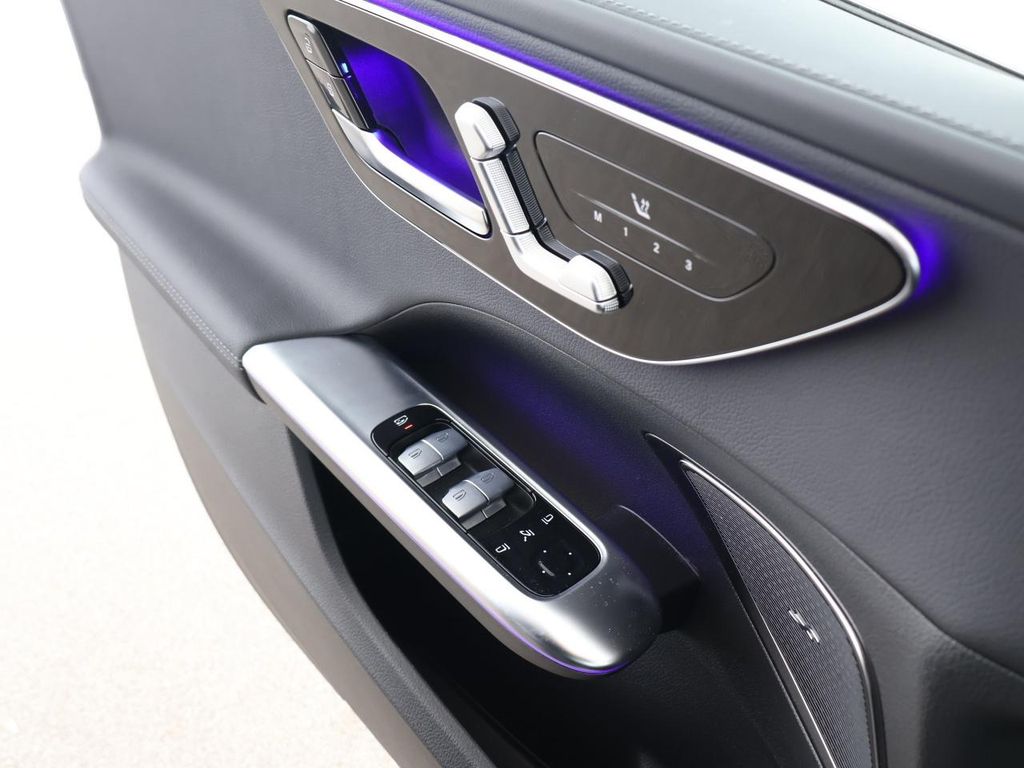 Mercedes-Benz C 220 2025