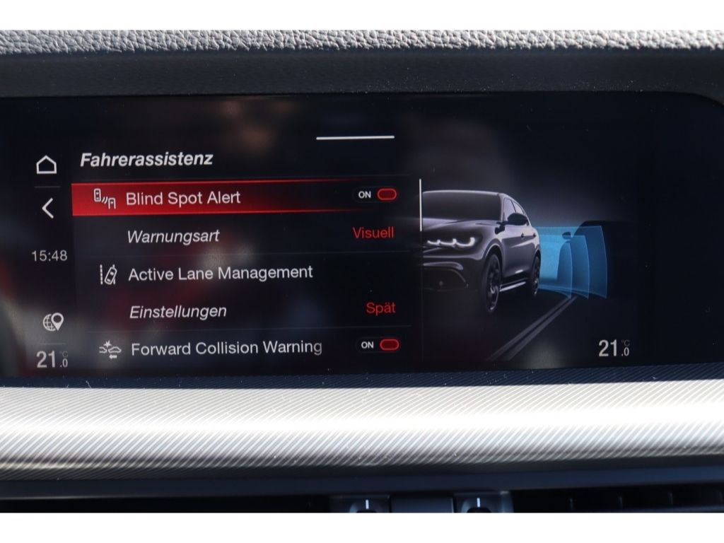 Alfa Romeo Stelvio 2025