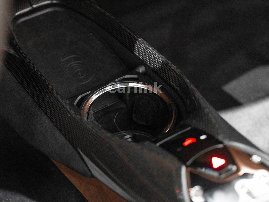 Ferrari 296 GTS 2024