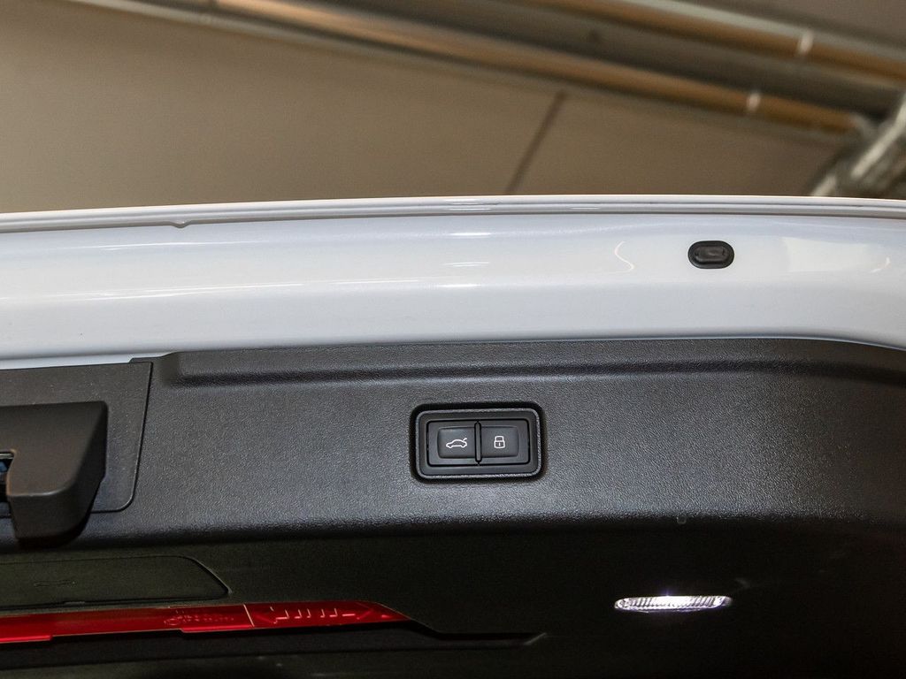 Audi A6 e-tron 2025