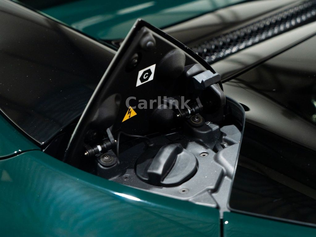 Ferrari 296 GTS 2024