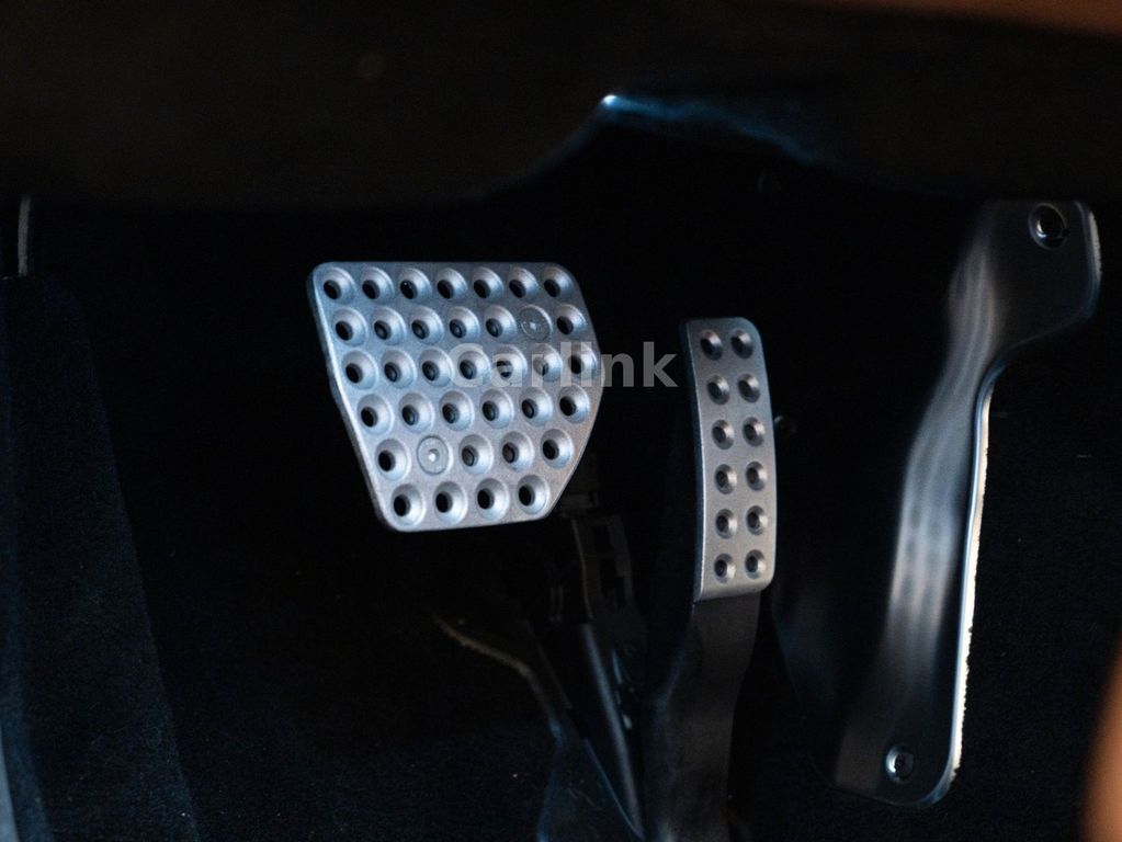 Ferrari 296 GTS 2024