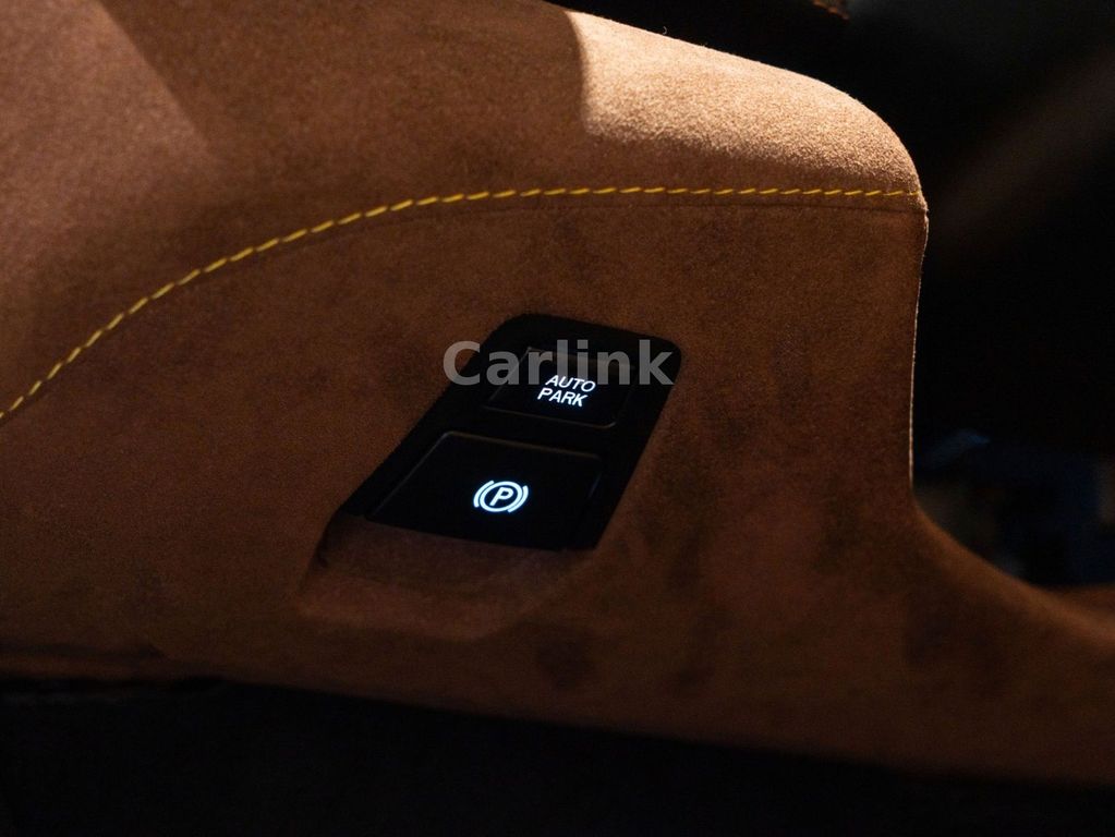 Ferrari 296 GTS 2024