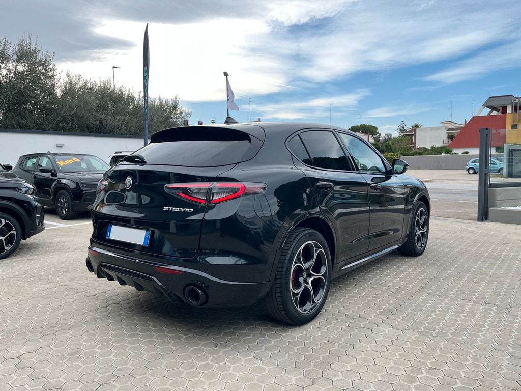 Alfa Romeo Stelvio 2024