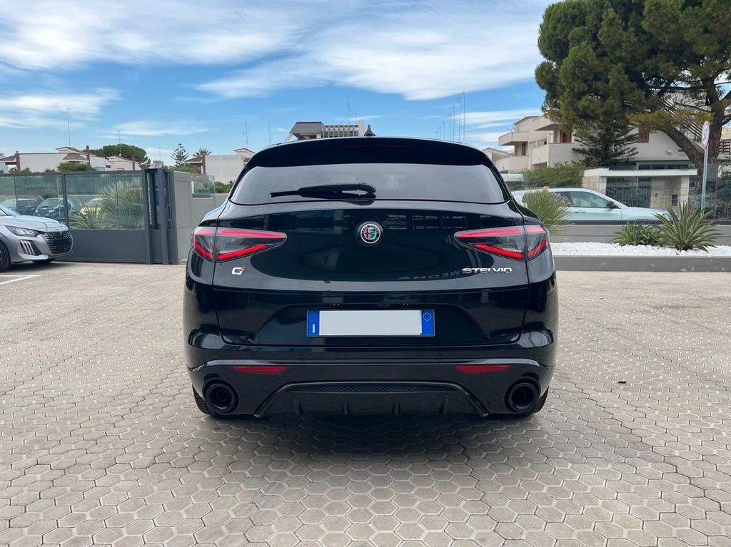 Alfa Romeo Stelvio 2024