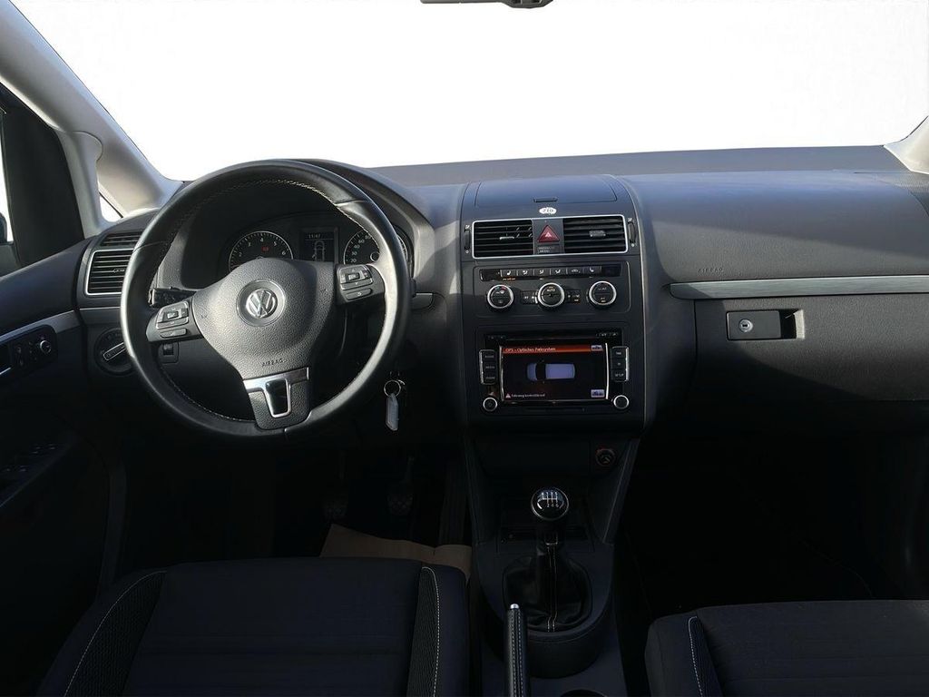 Volkswagen Touran 2014