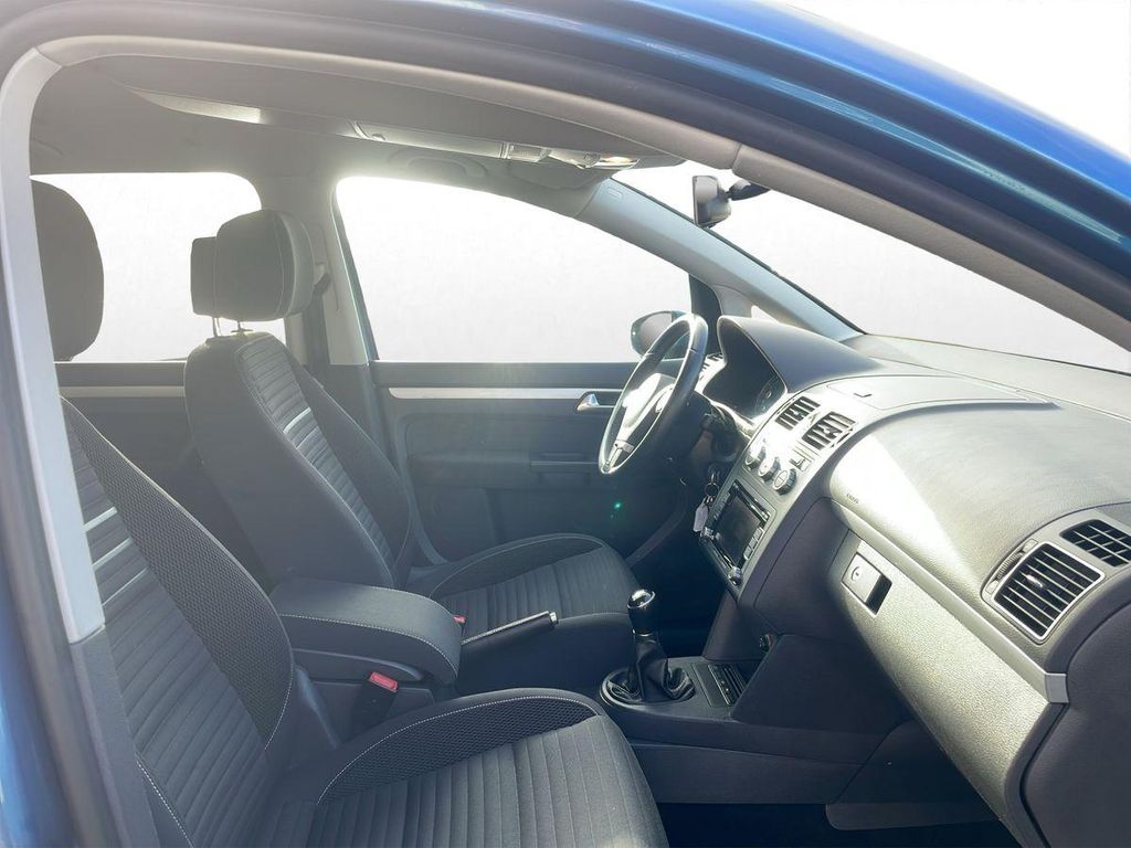 Volkswagen Touran 2014