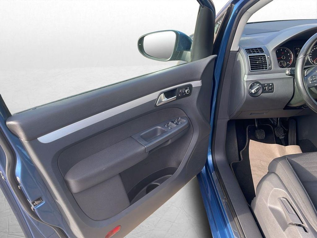 Volkswagen Touran 2014