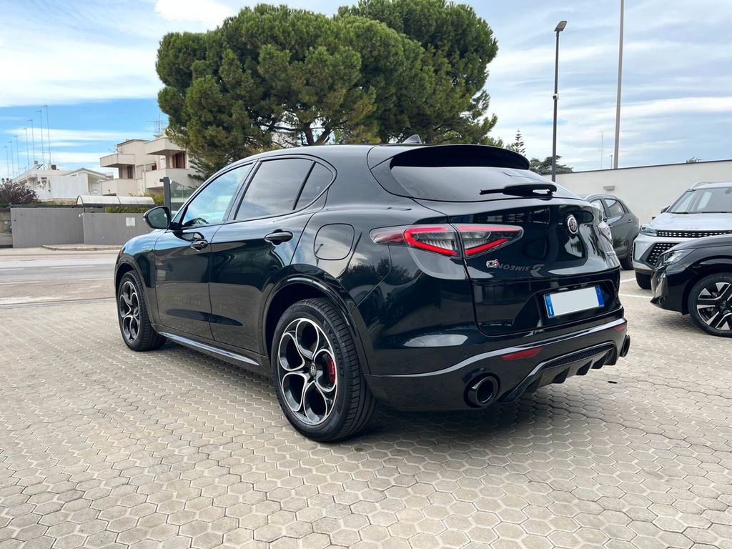 Alfa Romeo Stelvio 2024