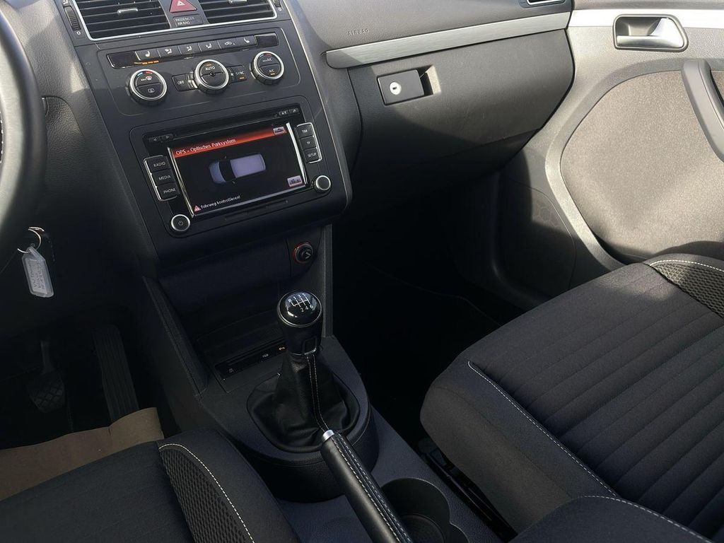 Volkswagen Touran 2014