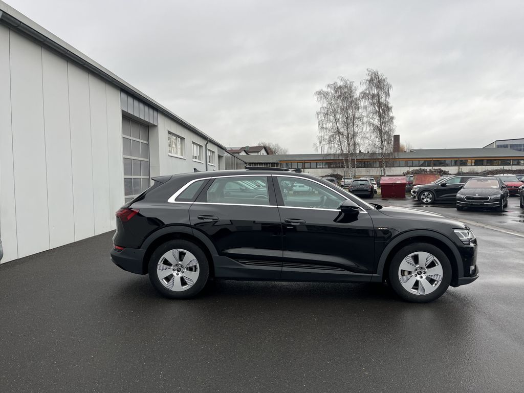 Audi e-tron 2022