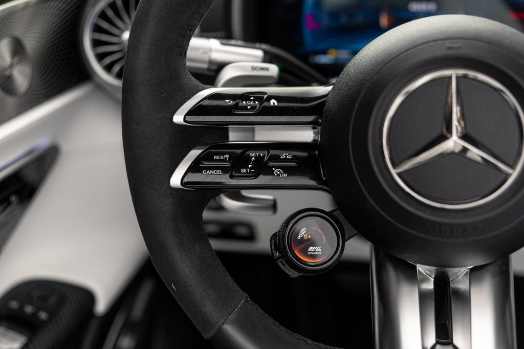 Mercedes-Benz SL 63 AMG 2023