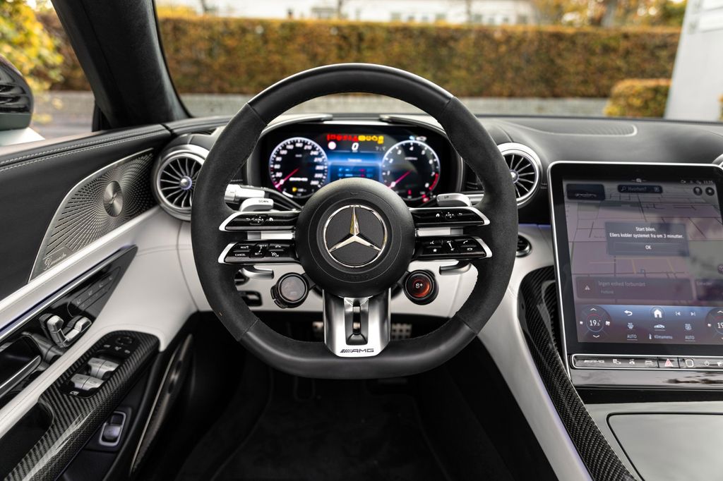 Mercedes-Benz SL 63 AMG 2023