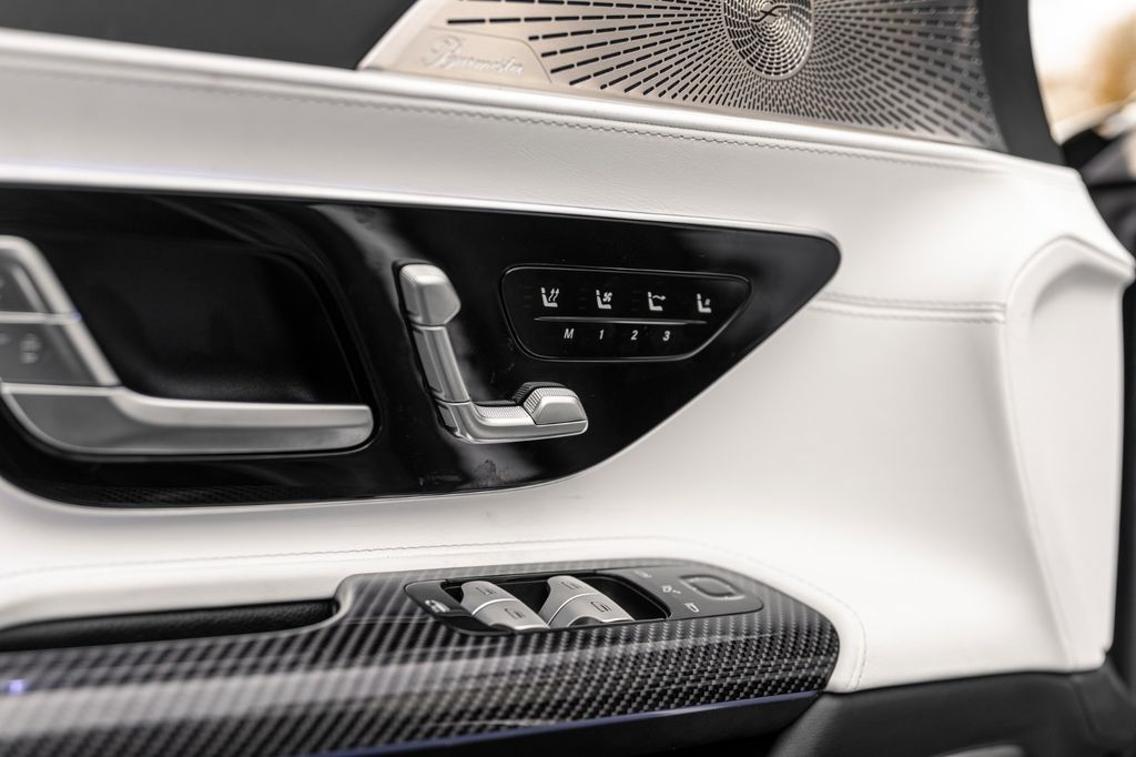 Mercedes-Benz SL 63 AMG 2023