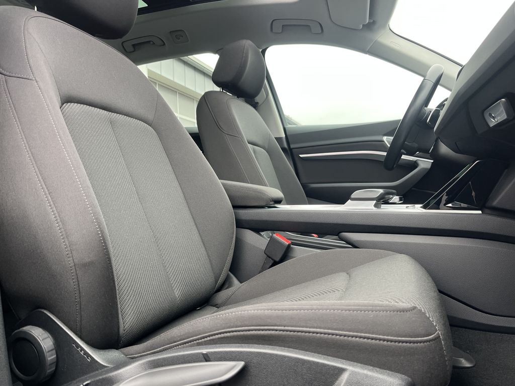 Audi e-tron 2022