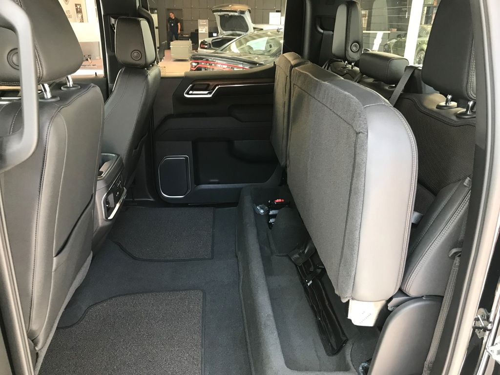 Chevrolet Silverado 2025