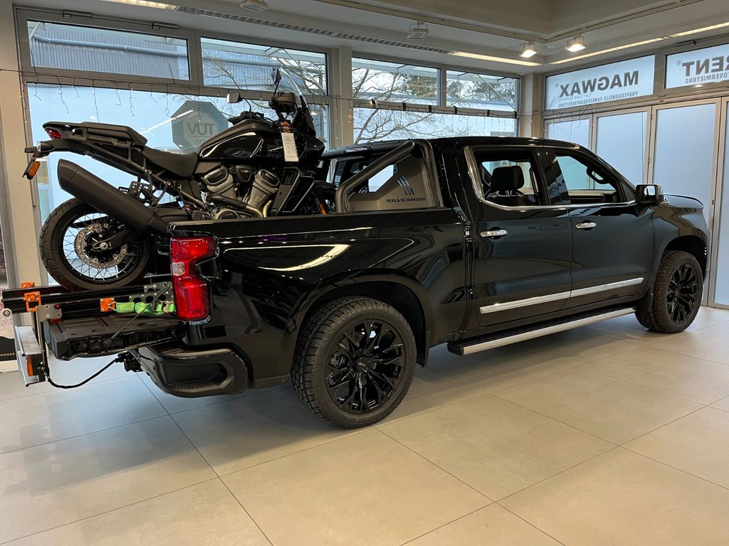 Chevrolet Silverado 2025