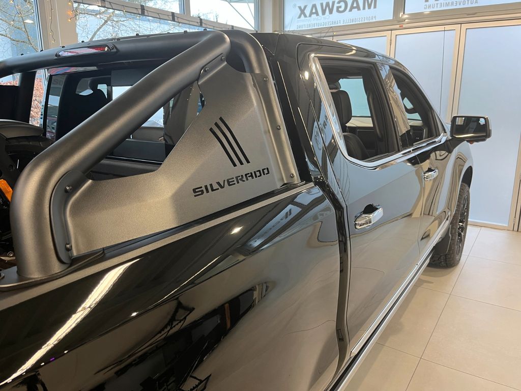 Chevrolet Silverado 2025