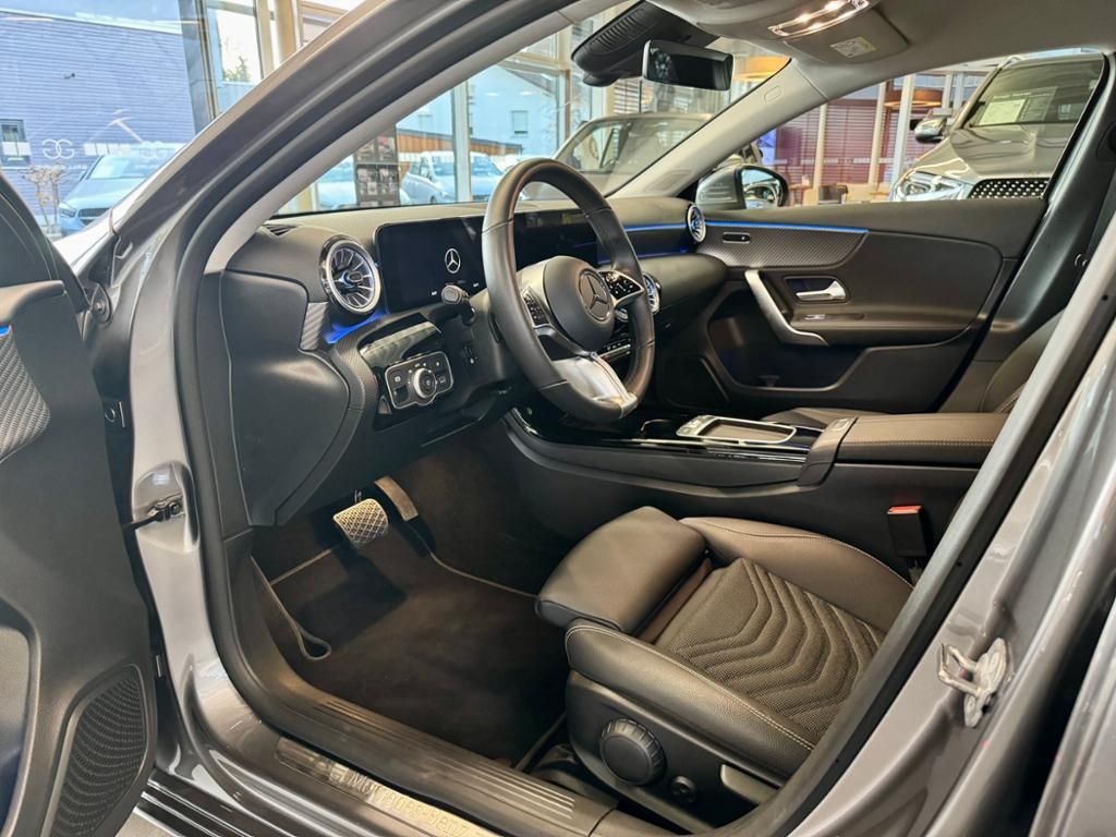 Mercedes-Benz A 180 2024