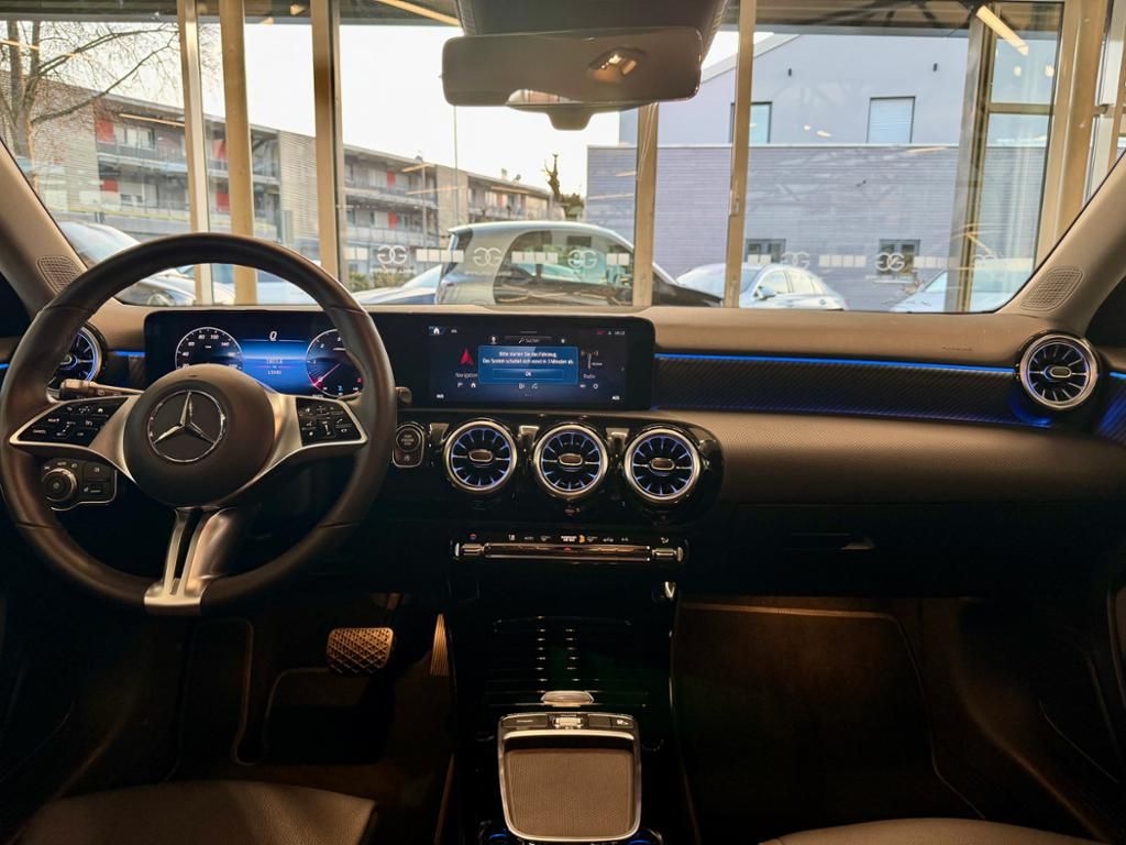 Mercedes-Benz A 180 2024