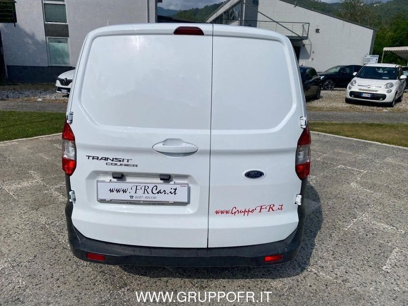 Ford Transit Courier 2017
