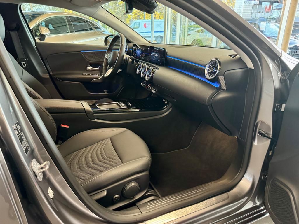 Mercedes-Benz A 180 2024