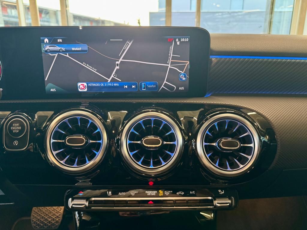 Mercedes-Benz A 180 2024