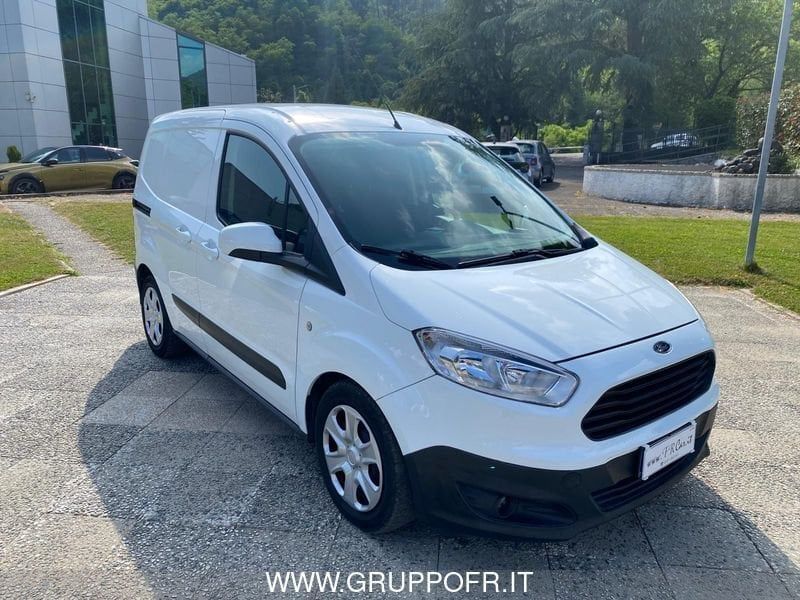 Ford Transit Courier 2017