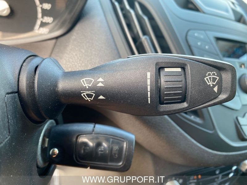 Ford Transit Courier 2017